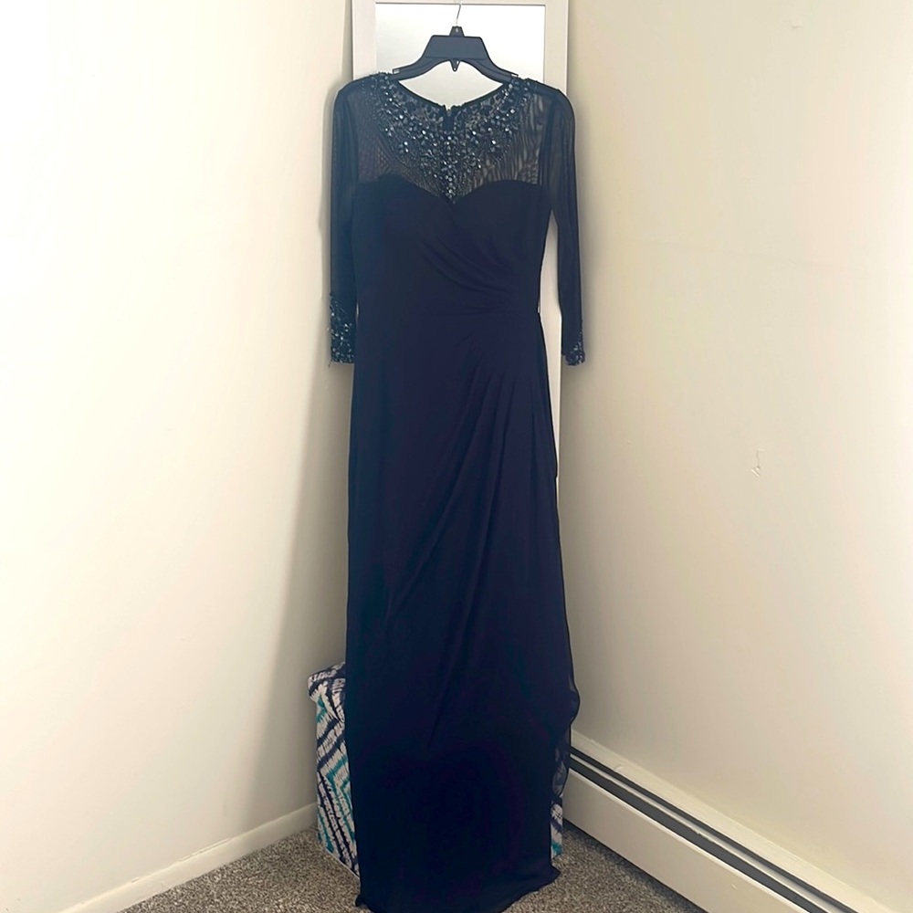 Evening gown / prom dress